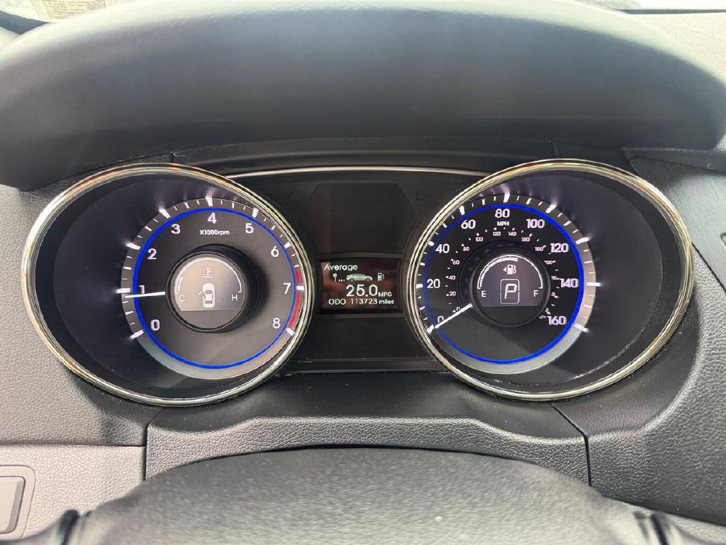 2011 Hyundai Sonata Image 19