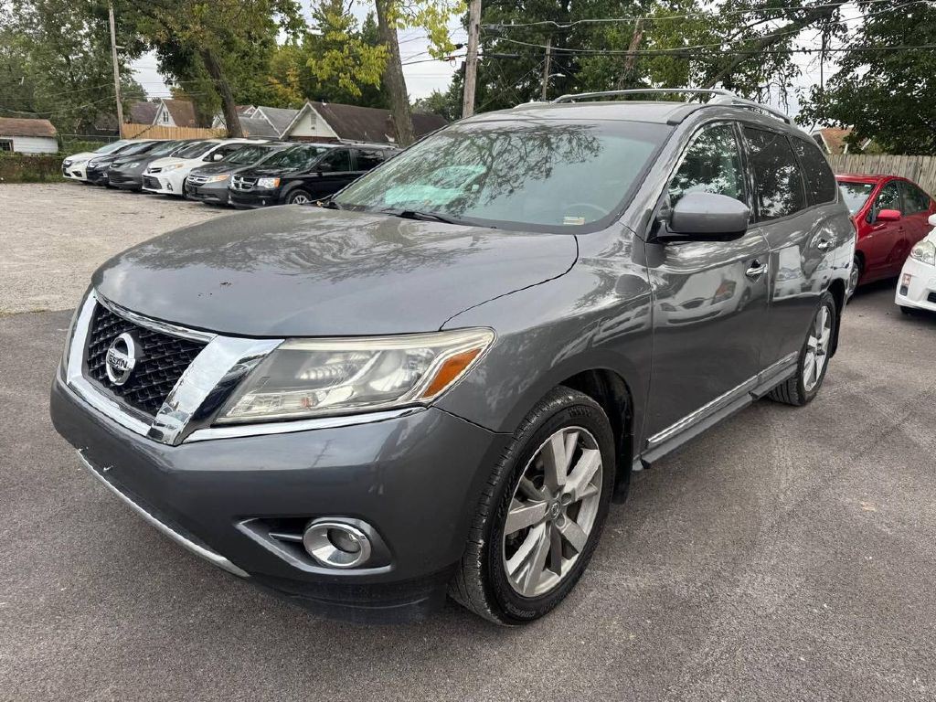 2015 Nissan Pathfinder Image 3