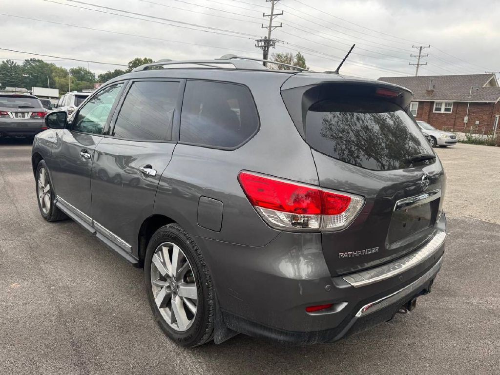 2015 Nissan Pathfinder Image 8