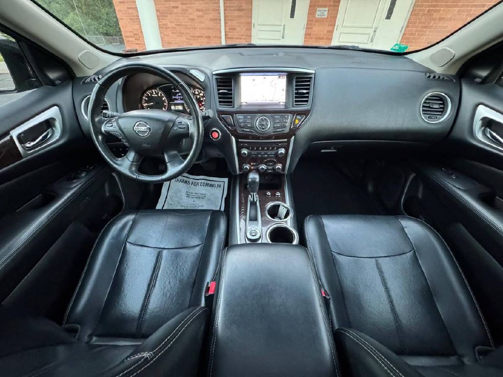 2015 Nissan Pathfinder Image 16