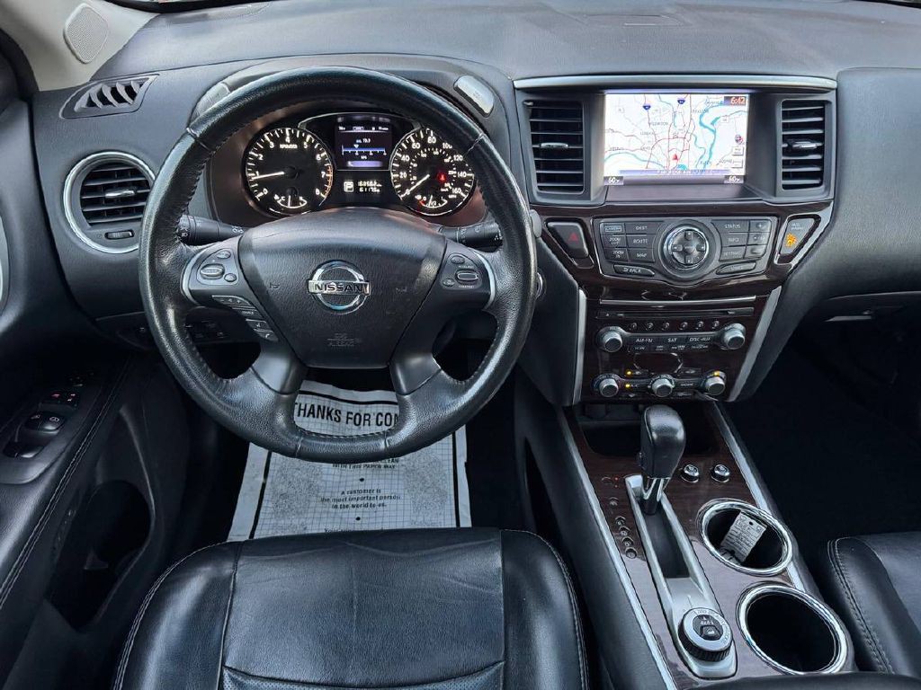 2015 Nissan Pathfinder Image 18