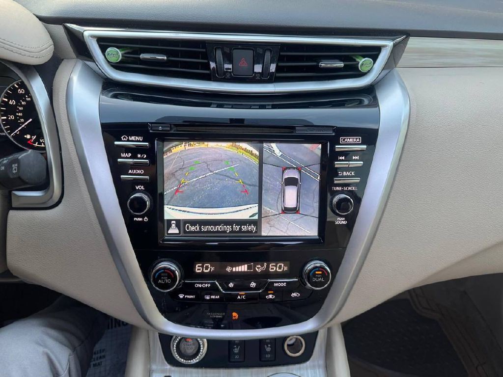 2015 Nissan Murano Image 18