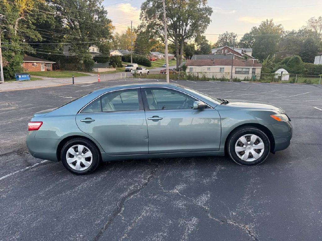 2009 Toyota Camry Image 4