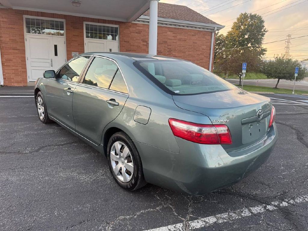 2009 Toyota Camry Image 8