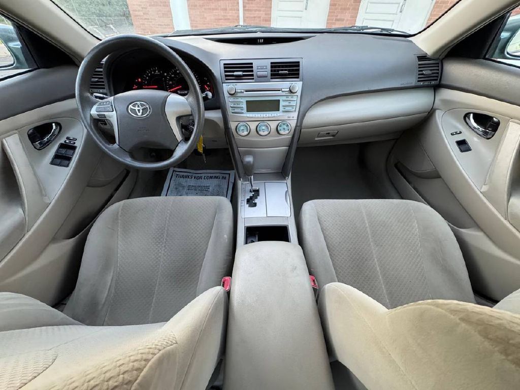 2009 Toyota Camry Image 14