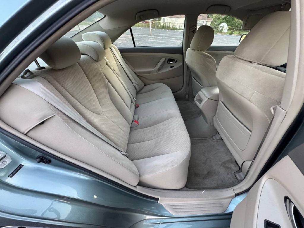 2009 Toyota Camry Image 15
