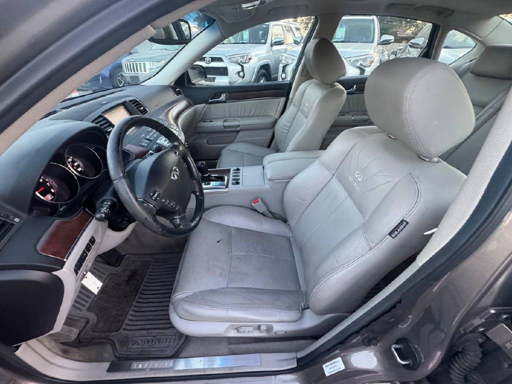2008 INFINITI M35 Image 9