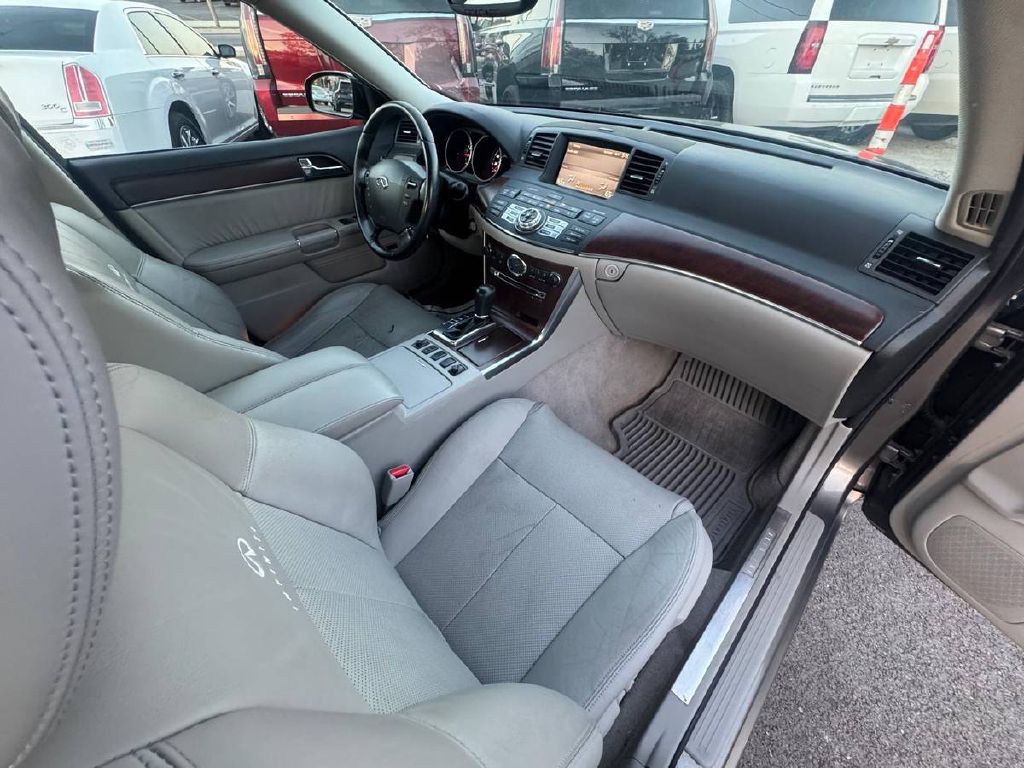 2008 INFINITI M35 Image 11