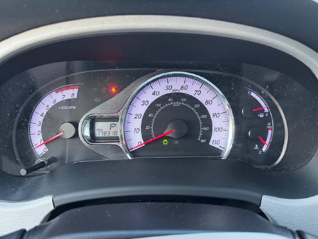 2014 Toyota Sienna Image 20