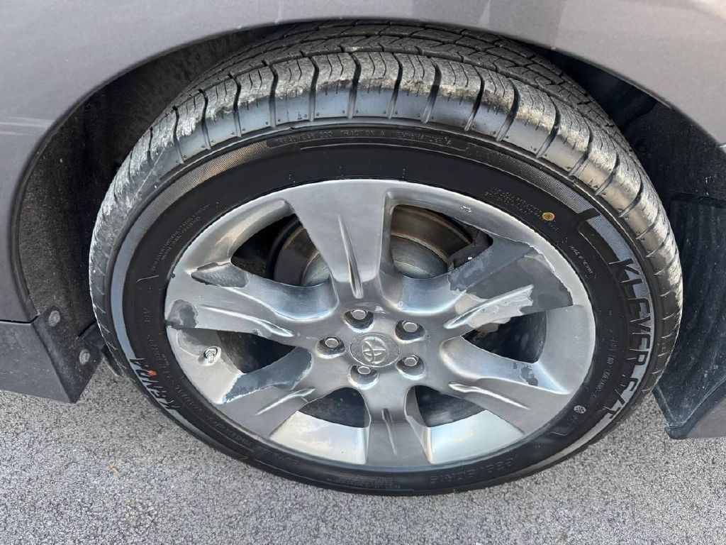 2014 Toyota Sienna Image 21