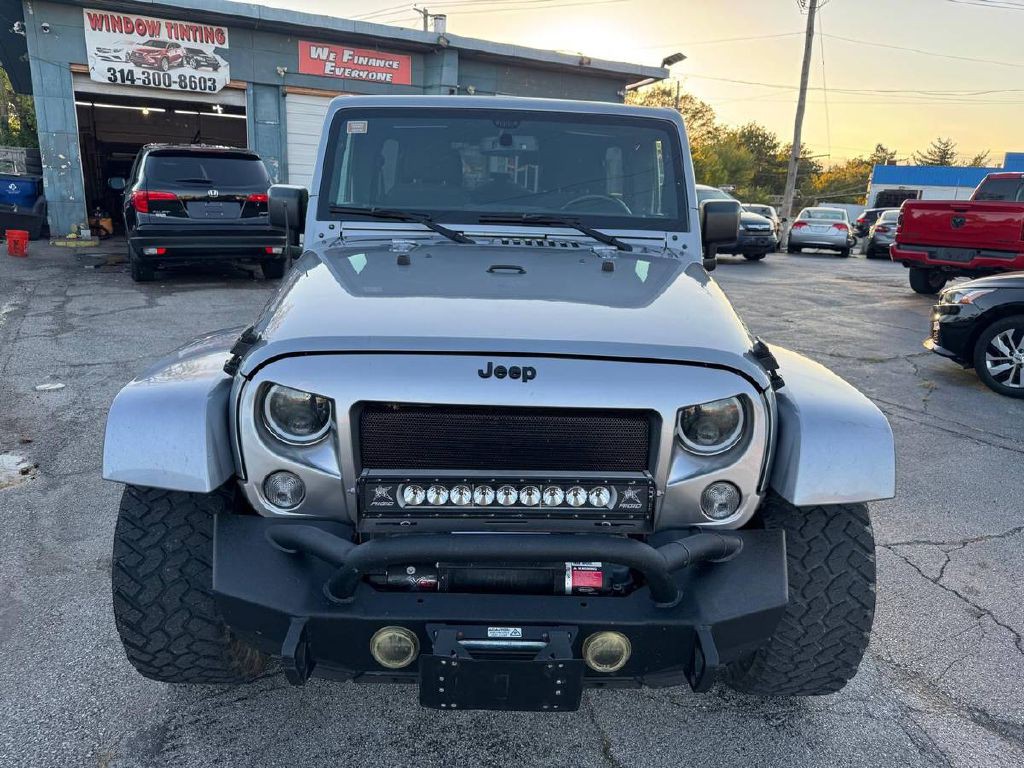 2015 Jeep Wrangler Unlimited Image 2