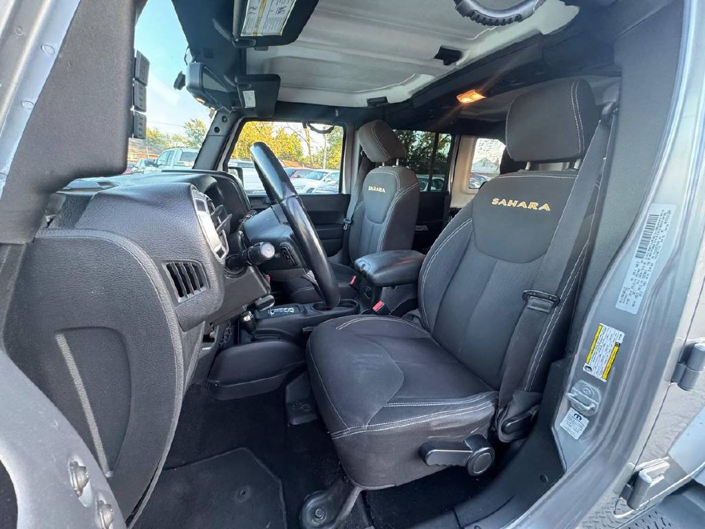 2015 Jeep Wrangler Unlimited Image 9