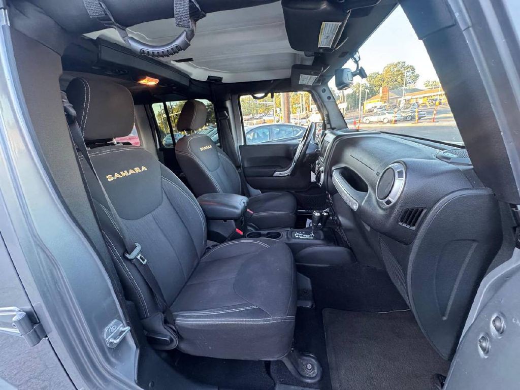 2015 Jeep Wrangler Unlimited Image 11