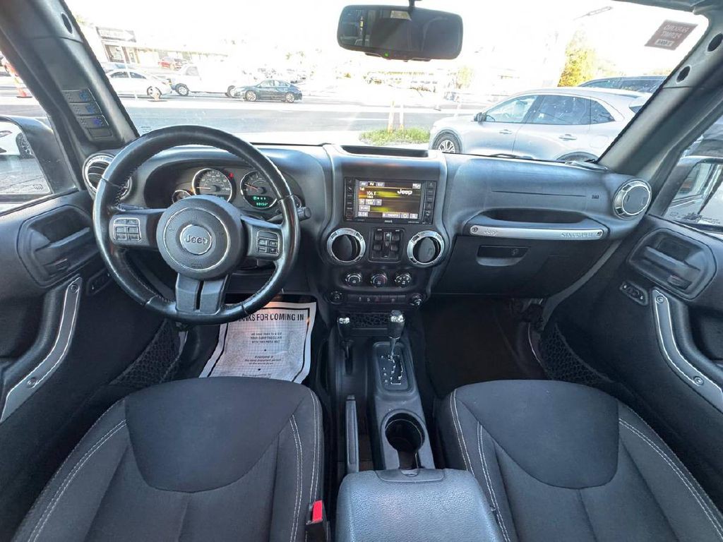 2015 Jeep Wrangler Unlimited Image 15