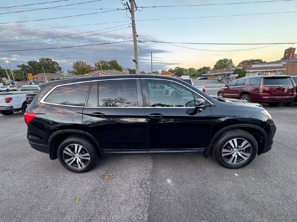 2017 Honda Pilot Image 3