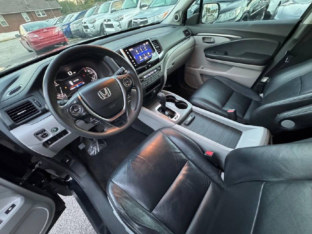 2017 Honda Pilot Image 9