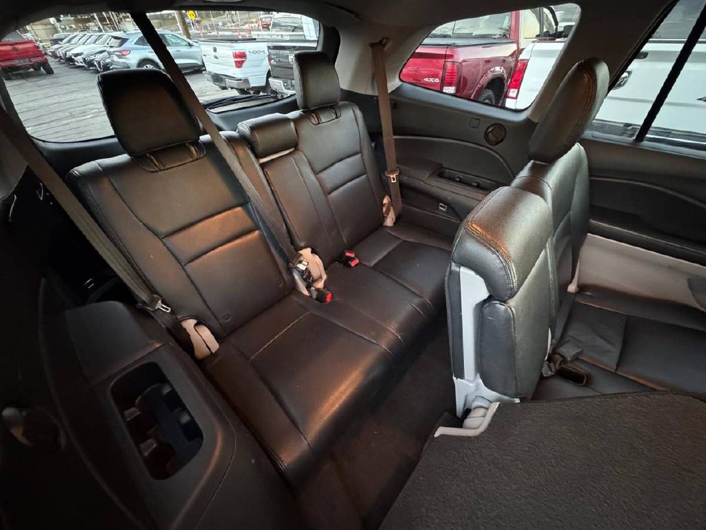 2017 Honda Pilot Image 14