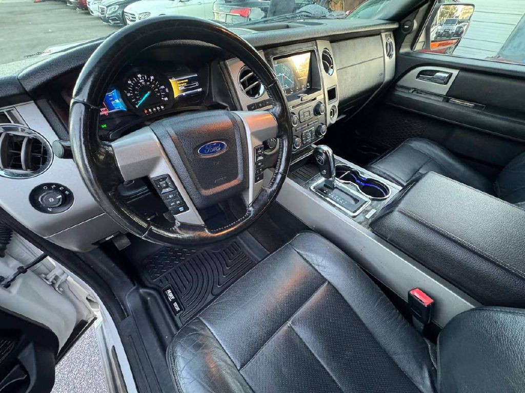 2017 Ford Expedition Image 10