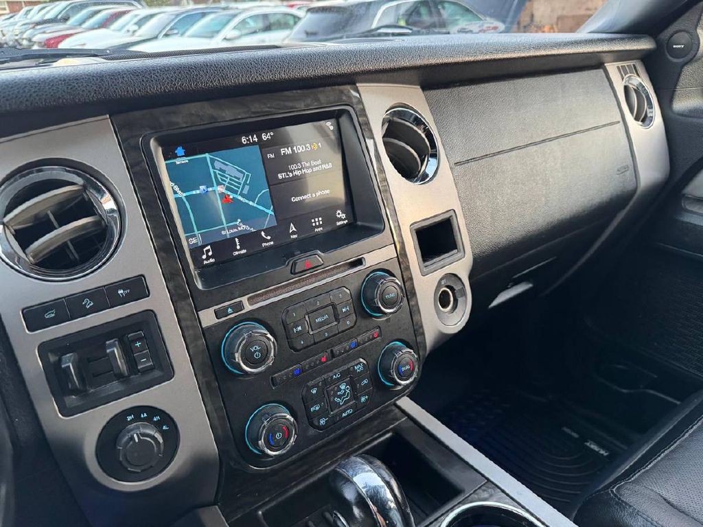 2017 Ford Expedition Image 19