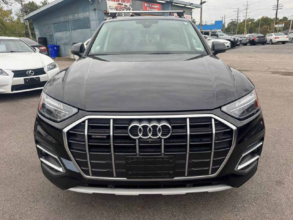 2021 Audi Q5 Image 2