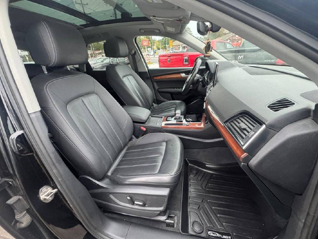 2021 Audi Q5 Image 11
