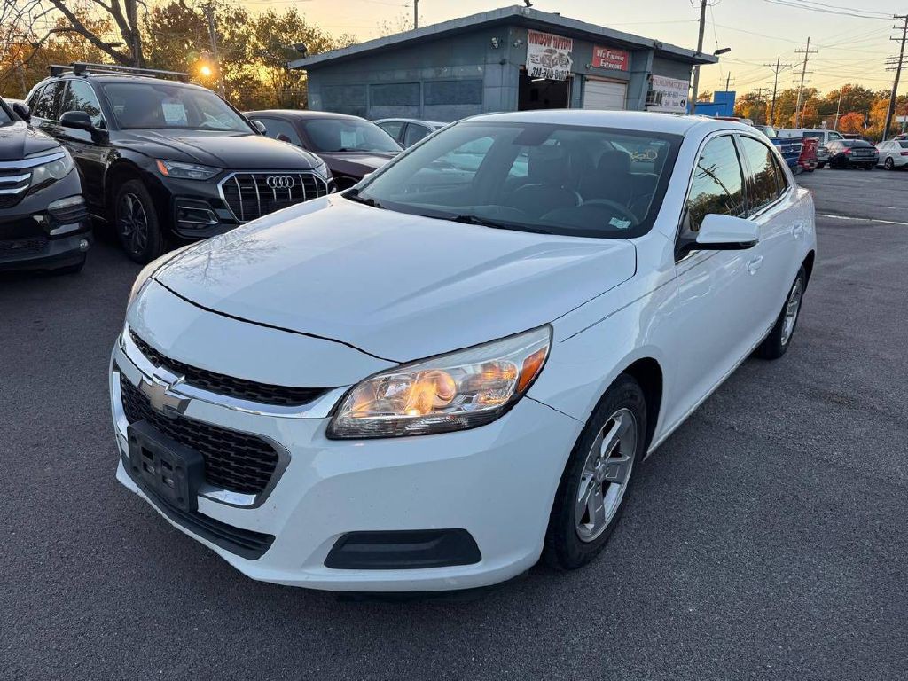 2014 Chevrolet Malibu Image 3