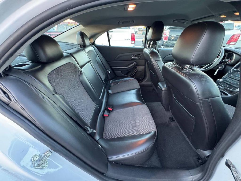 2014 Chevrolet Malibu Image 14