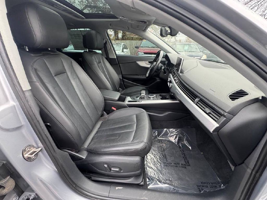 2017 Audi A4 Image 11