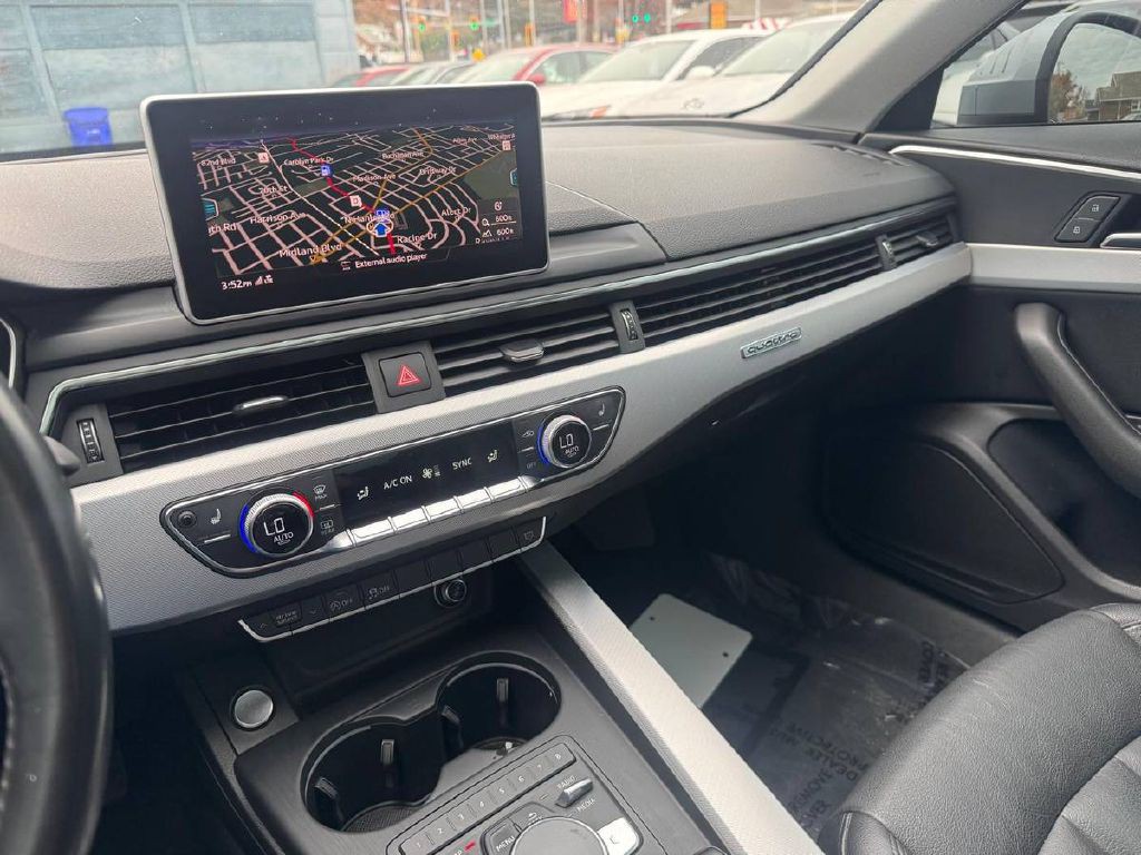 2017 Audi A4 Image 17