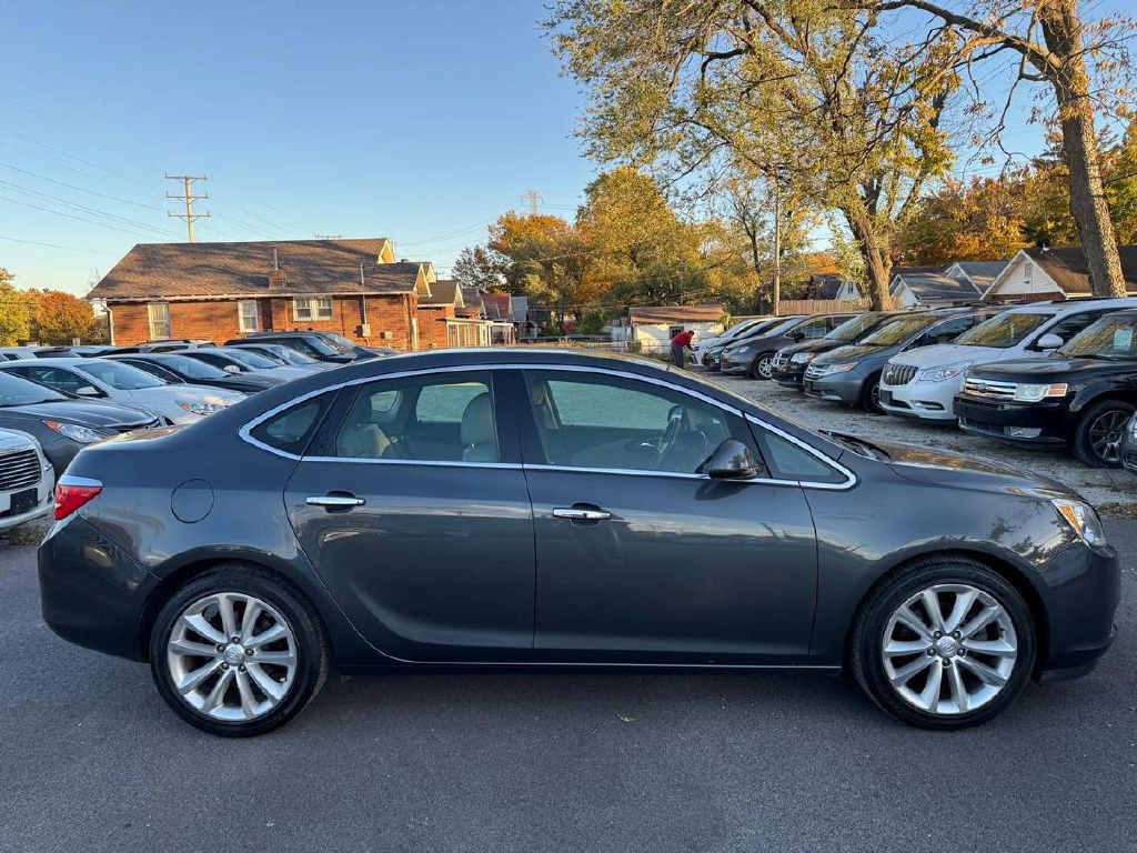 2013 Buick Verano Image 4
