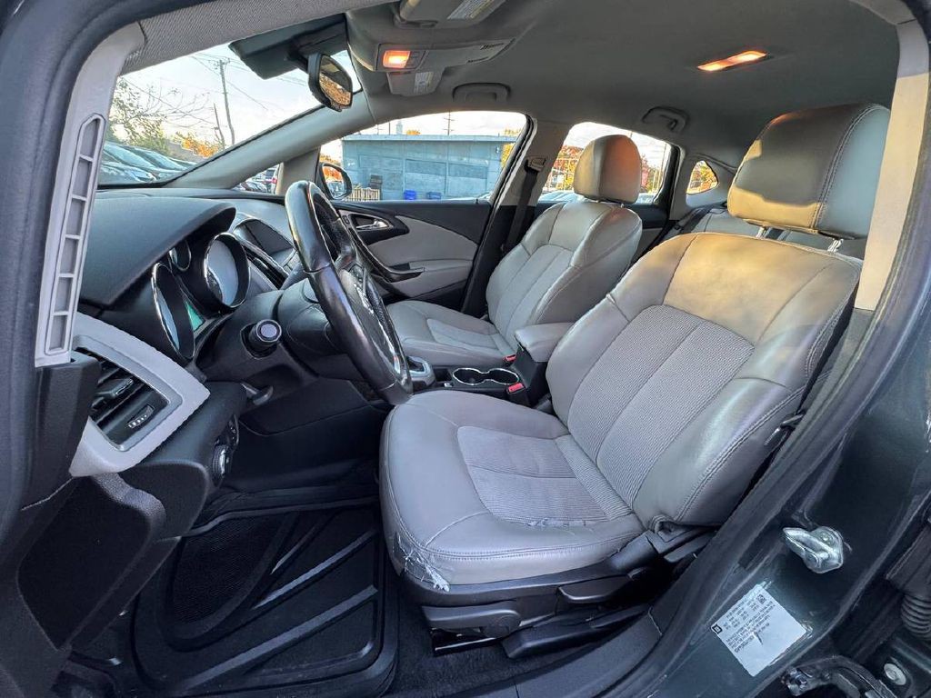 2013 Buick Verano Image 9