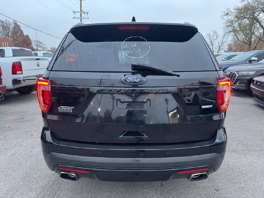 2017 Ford Explorer Image 7