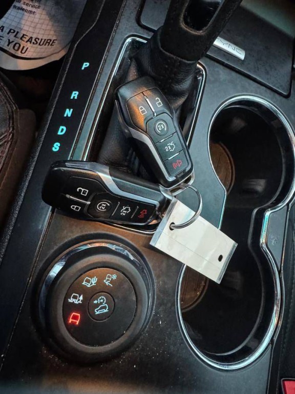 2017 Ford Explorer Image 21