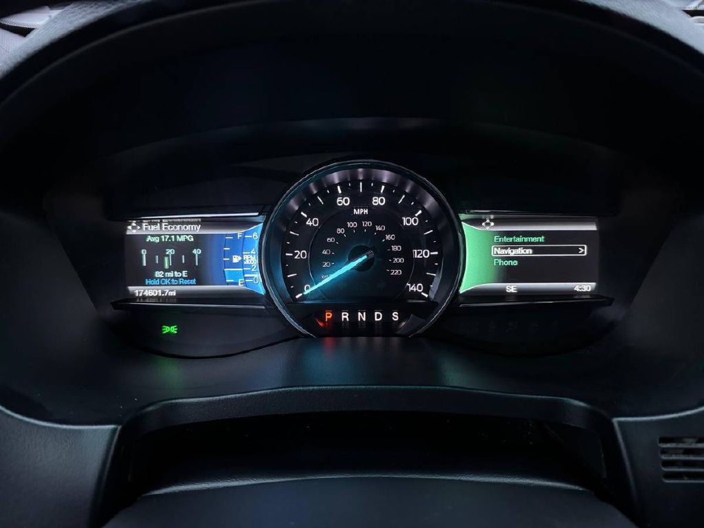 2017 Ford Explorer Image 22