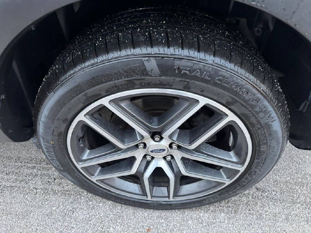 2017 Ford Explorer Image 23