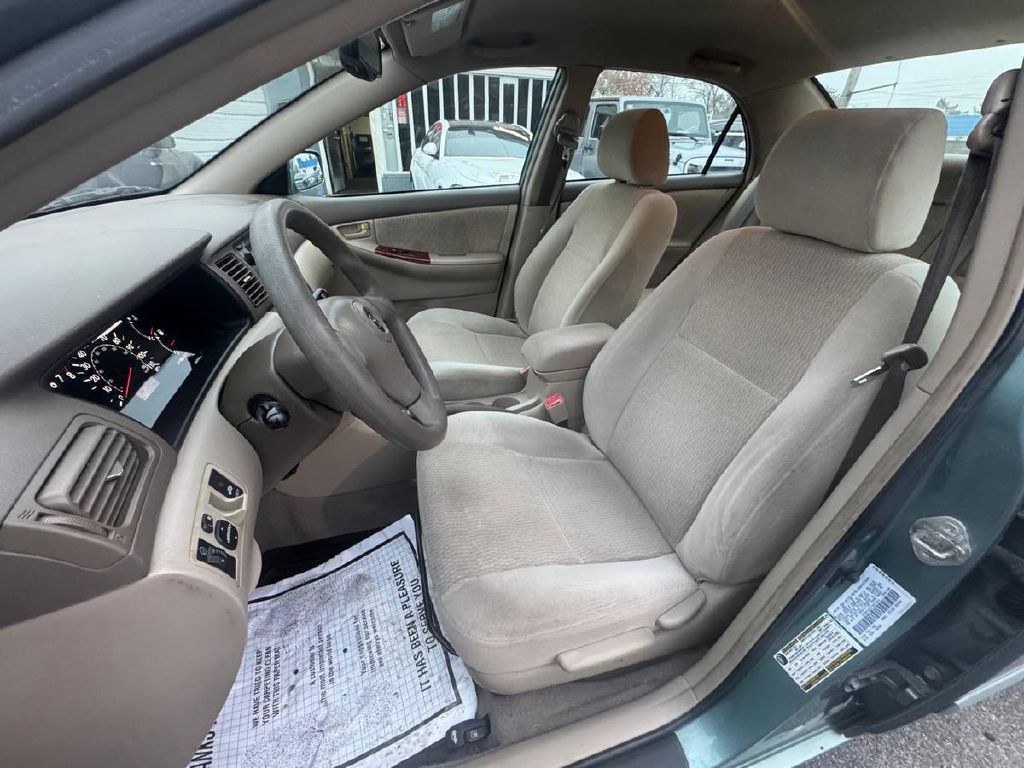2007 Toyota Corolla Image 8
