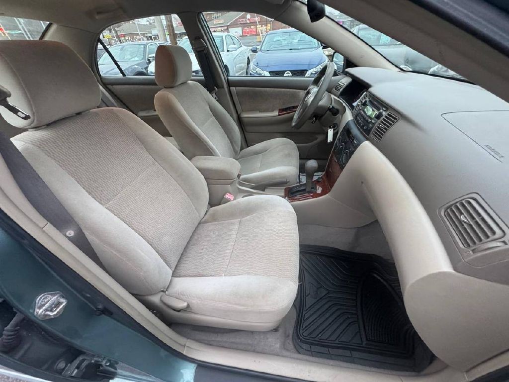 2007 Toyota Corolla Image 10