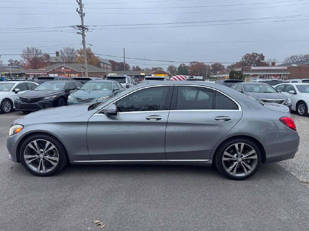 2016 Mercedes-Benz C-Class Image 5