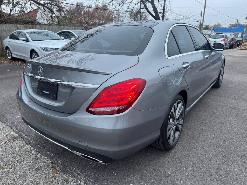 2016 Mercedes-Benz C-Class Image 6