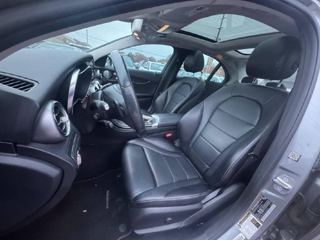 2016 Mercedes-Benz C-Class Image 10