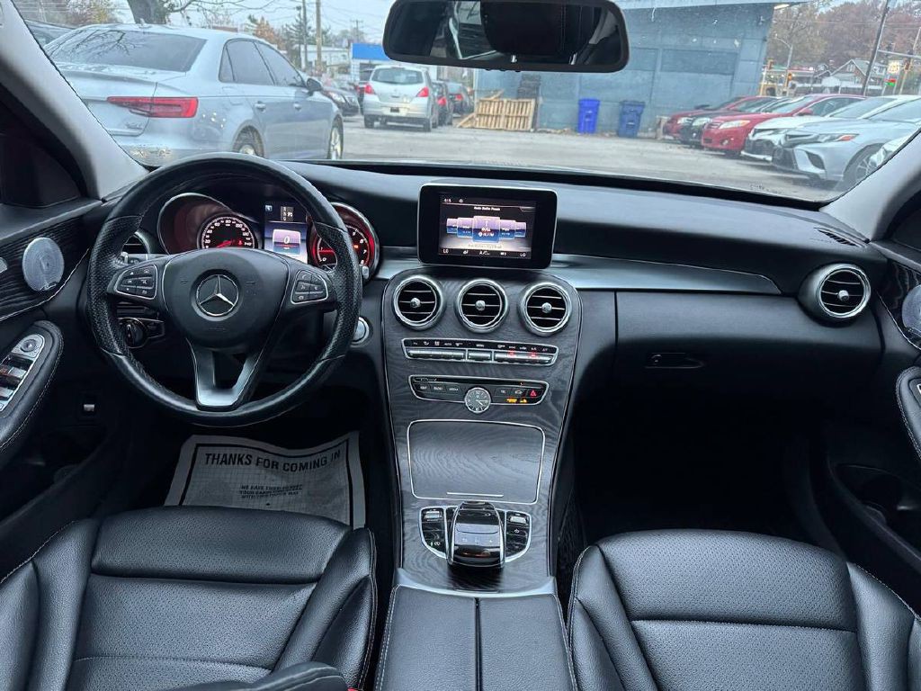 2016 Mercedes-Benz C-Class Image 17