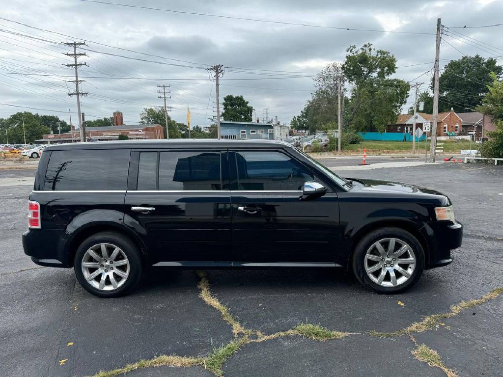 2009 Ford Flex Image 4