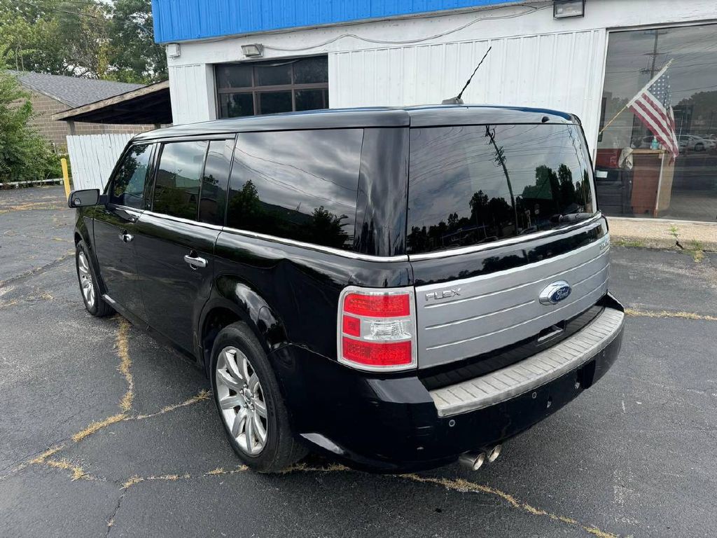 2009 Ford Flex Image 8