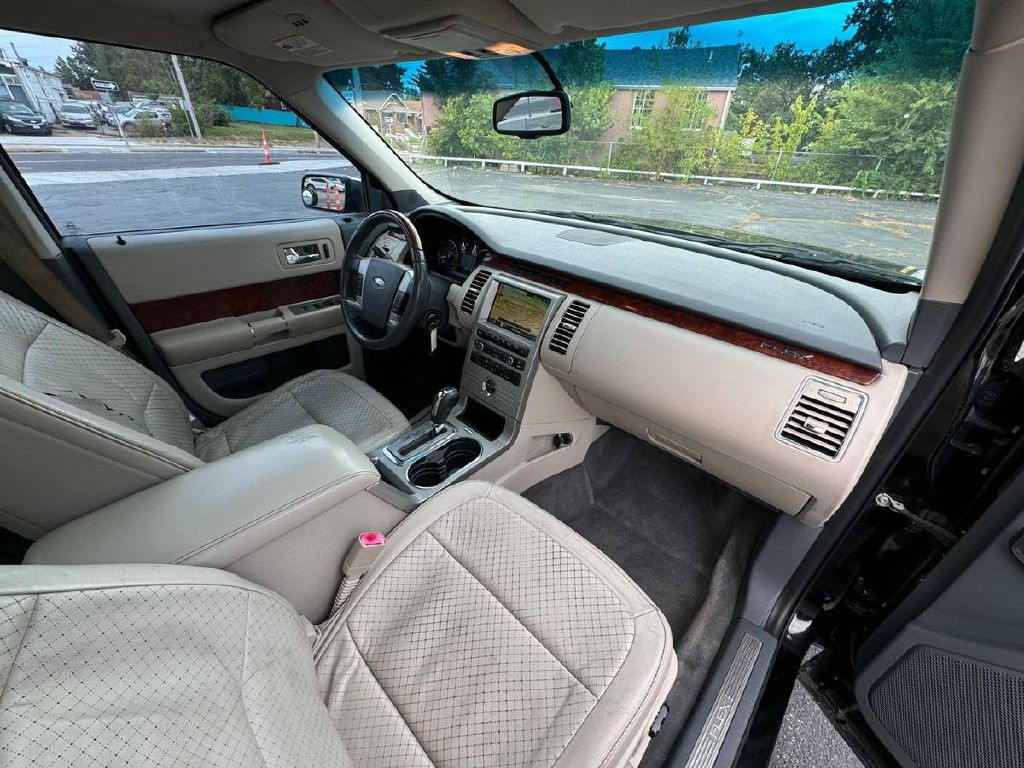 2009 Ford Flex Image 12