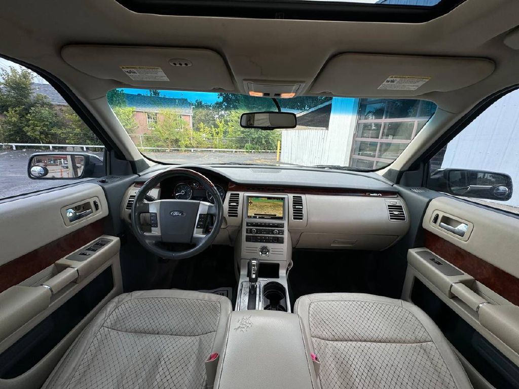2009 Ford Flex Image 16