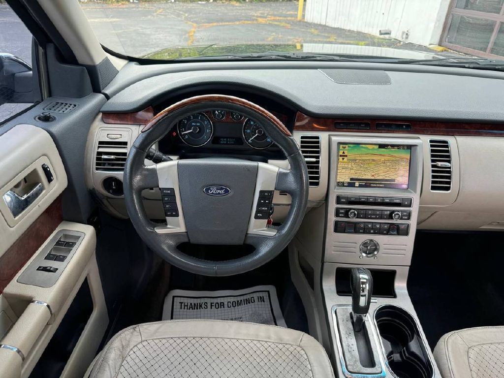 2009 Ford Flex Image 17