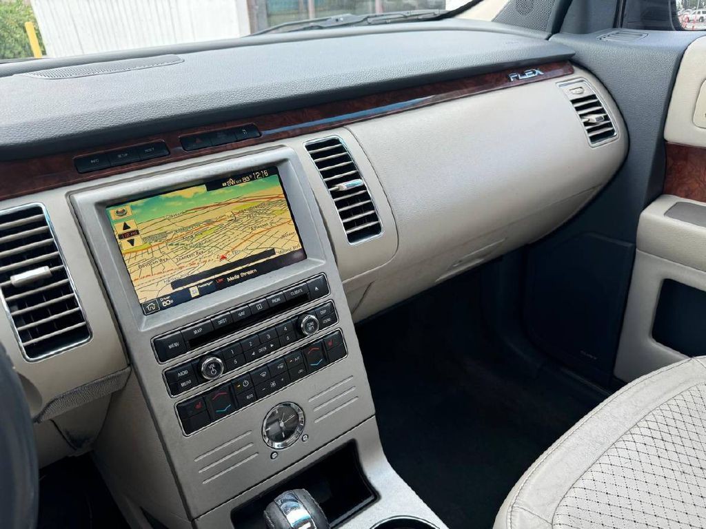 2009 Ford Flex Image 18