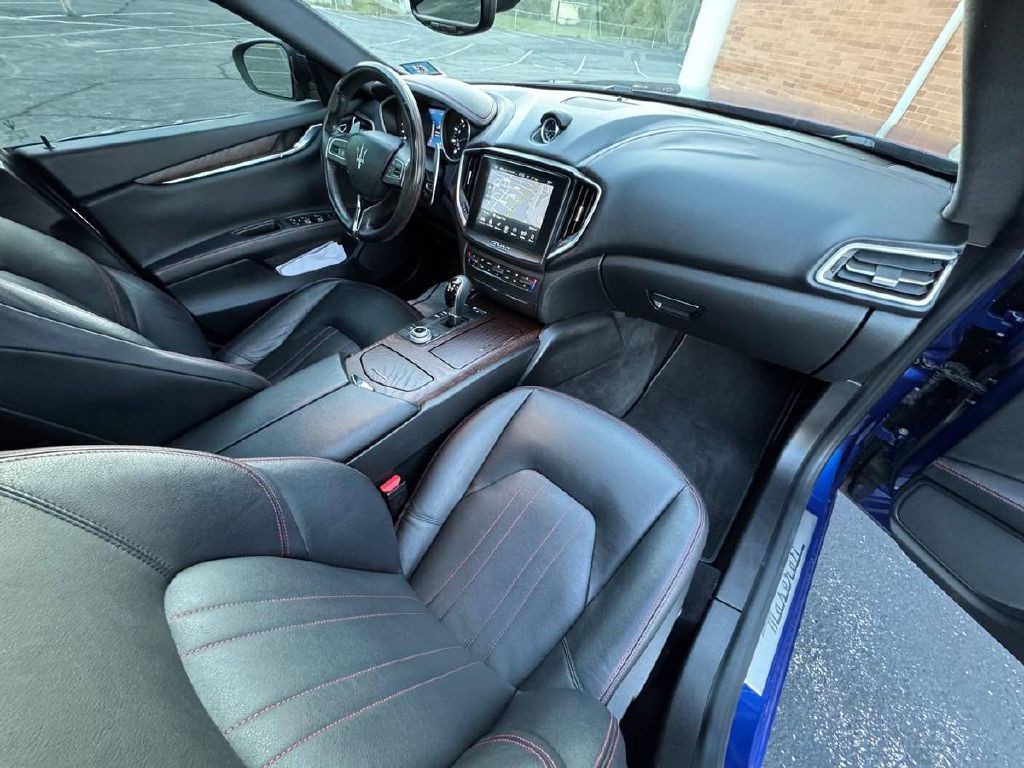 2018 Maserati Ghibli Image 10