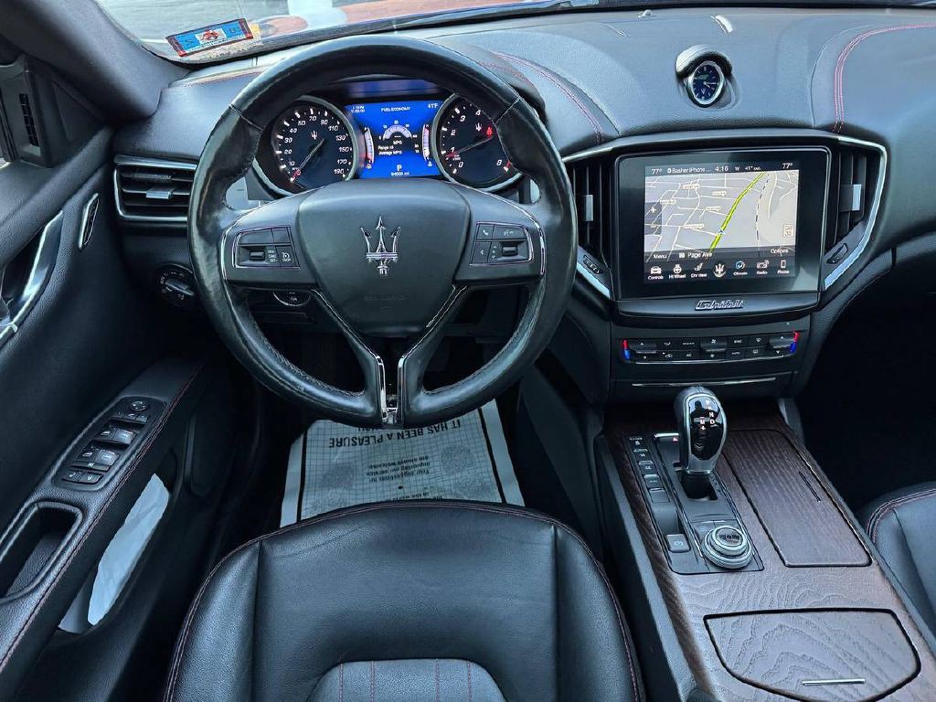 2018 Maserati Ghibli Image 18