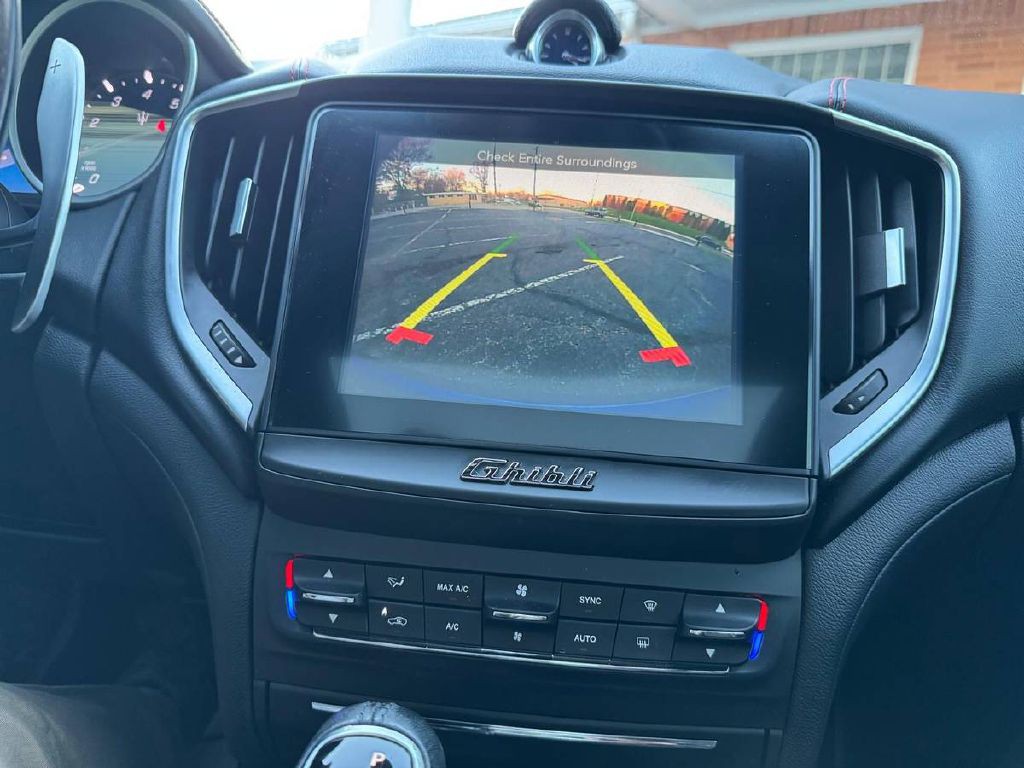 2018 Maserati Ghibli Image 20